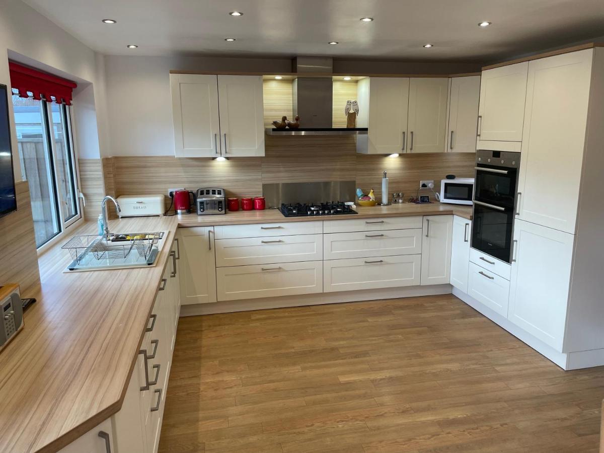 'Sounion' - Fabulous, Spacious Modern House With Large Private Garden In Leafy Lytham Lytham St Annes Ngoại thất bức ảnh
