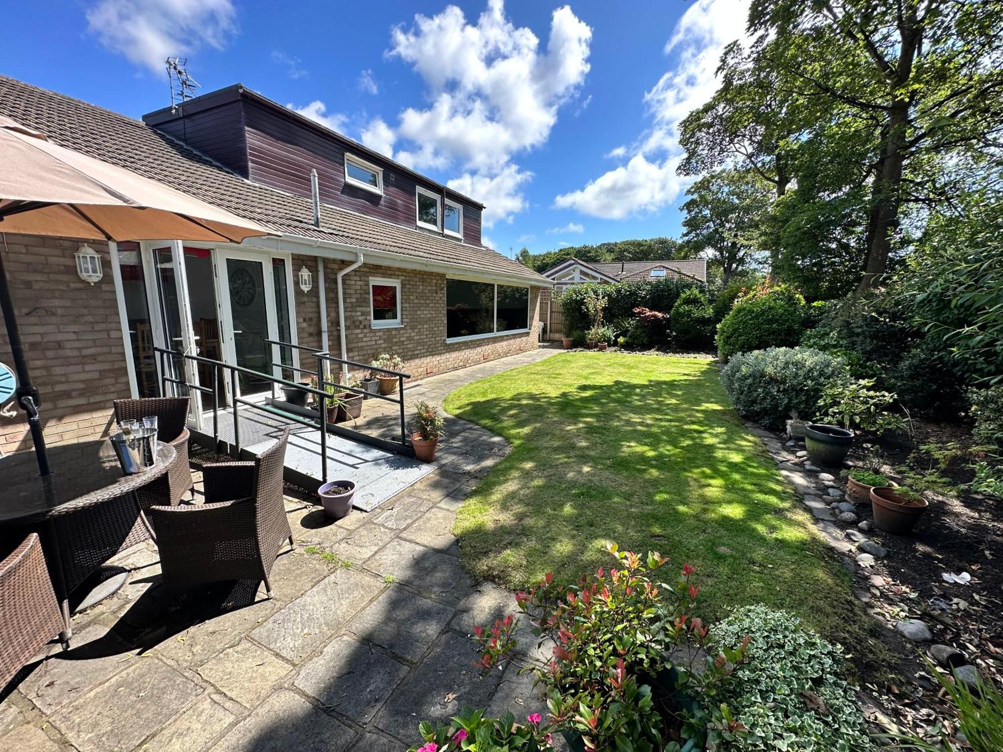 'Sounion' - Fabulous, Spacious Modern House With Large Private Garden In Leafy Lytham Lytham St Annes Ngoại thất bức ảnh